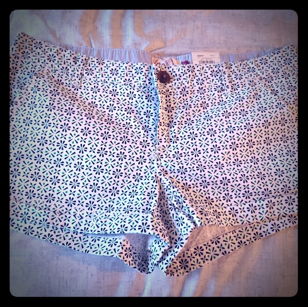 SO Brand Shortie Shorts